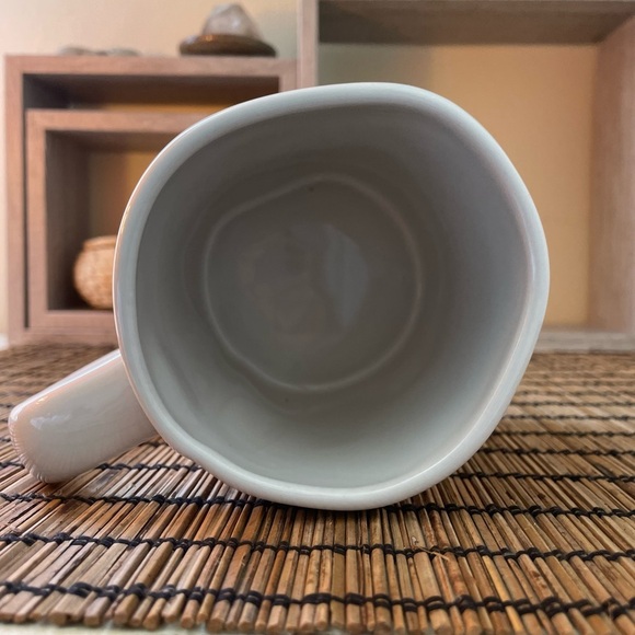 Rae Dunn “Shine Bright “ rainbow pride mug, EUC  rare - Picture 2 of 7